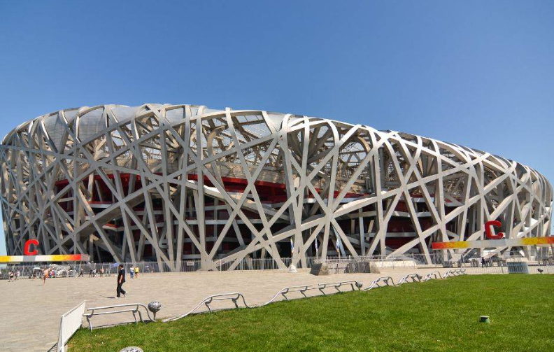 漫谈北京奥运建筑之美：鸟巢与水立方的独特魅力再探